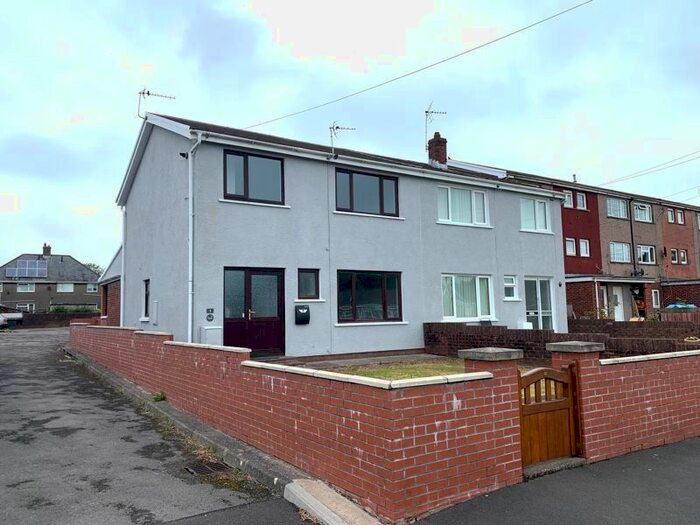 Houses to rent in Cowbridge, CF71, Vale of