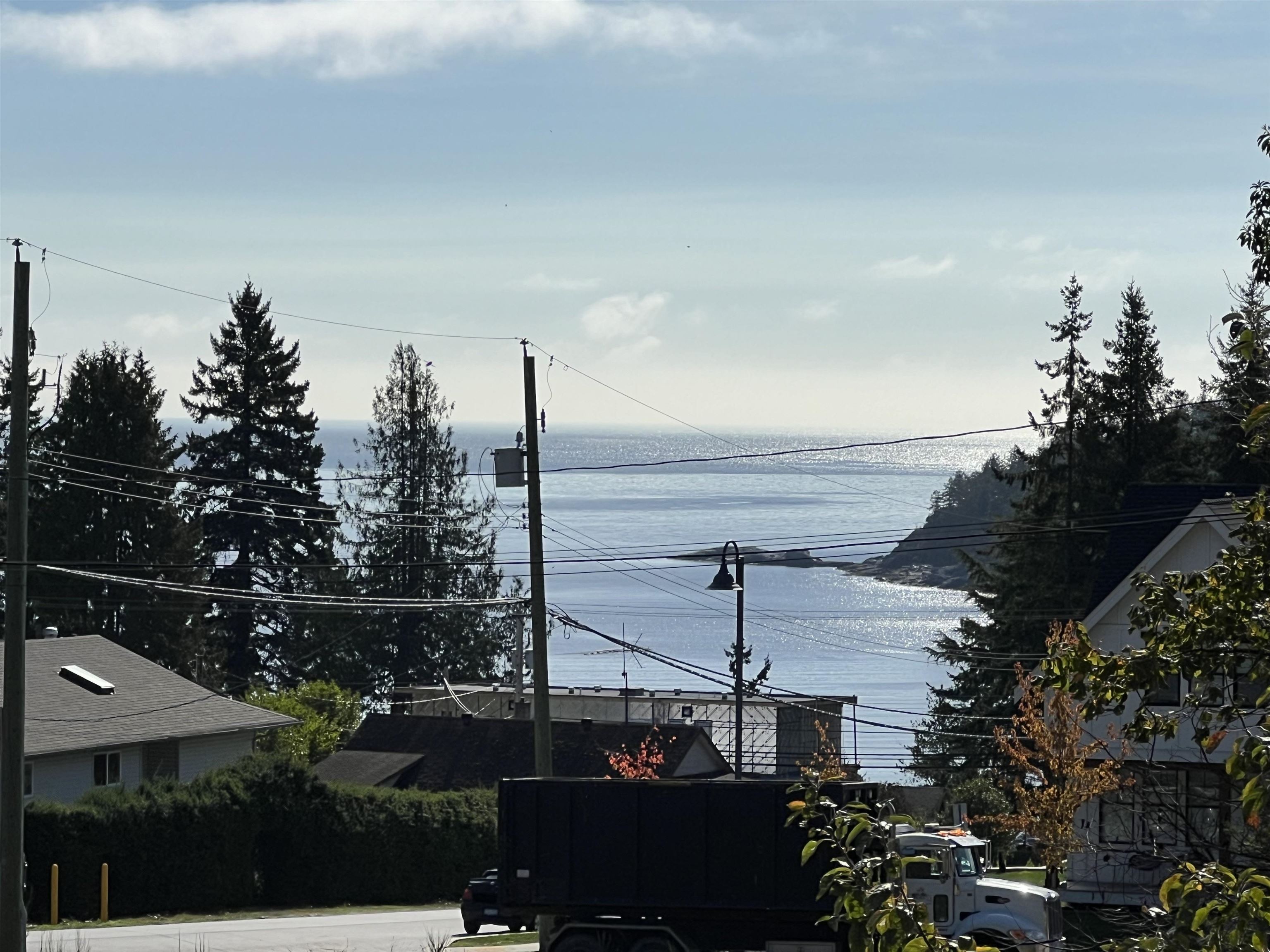 5410 Stellar Way Sechelt For Sale, R2824333