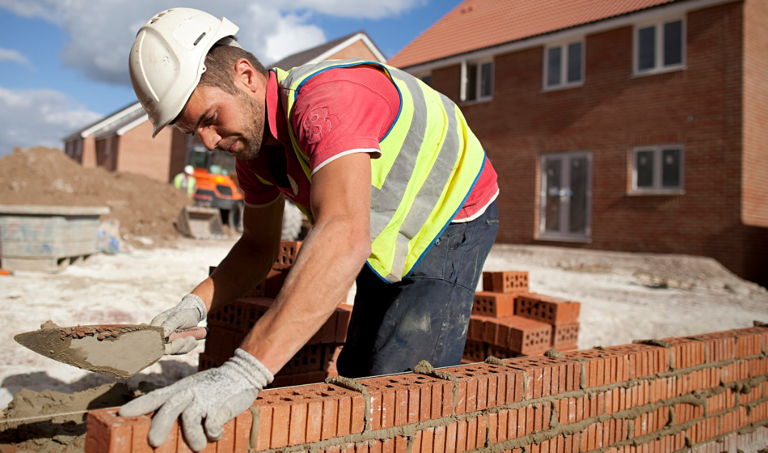 How To Find The Right Builders near me?