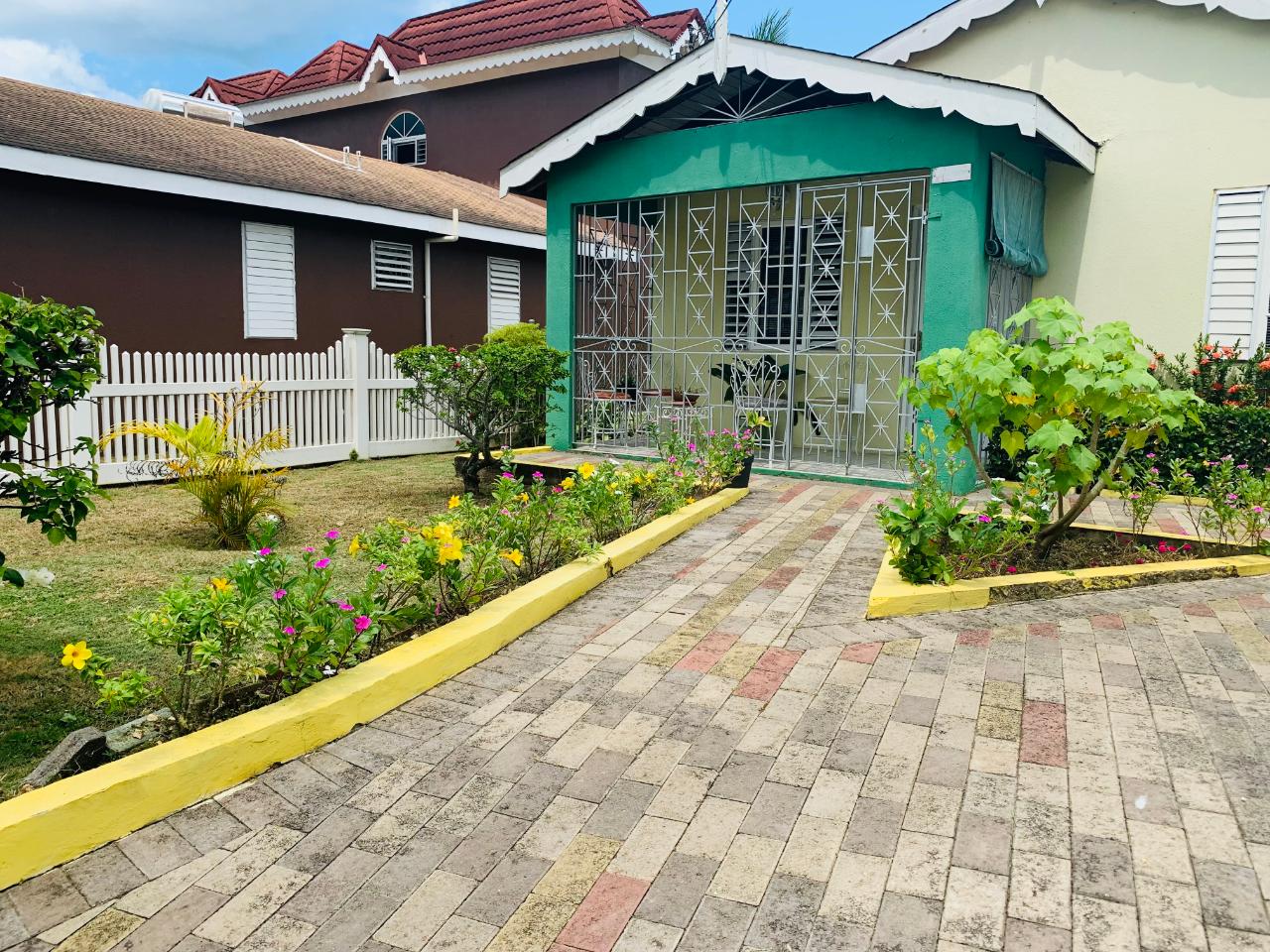 Meticulously maintained house for sale in Bogue Village, Montego Bay