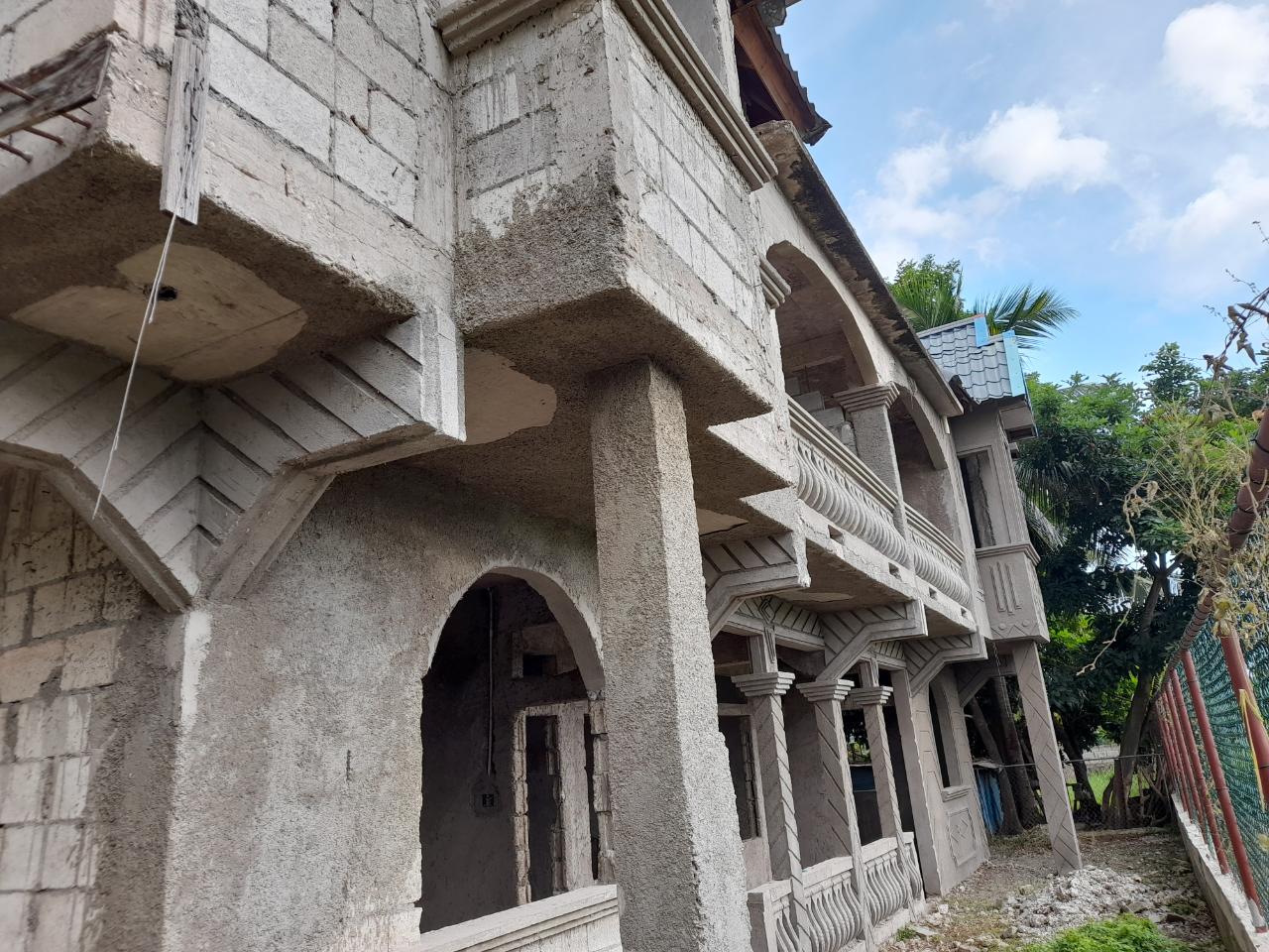 Beautiful Unfinished 16 Bedroom Property in Villmore, Spanish Town, St
