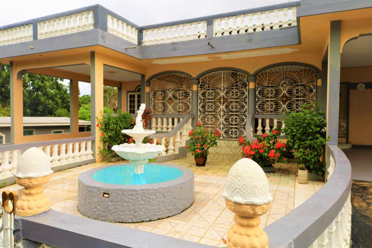 Beautiful 9 Bedroom House for sale in Great Pond, Ocho Rios