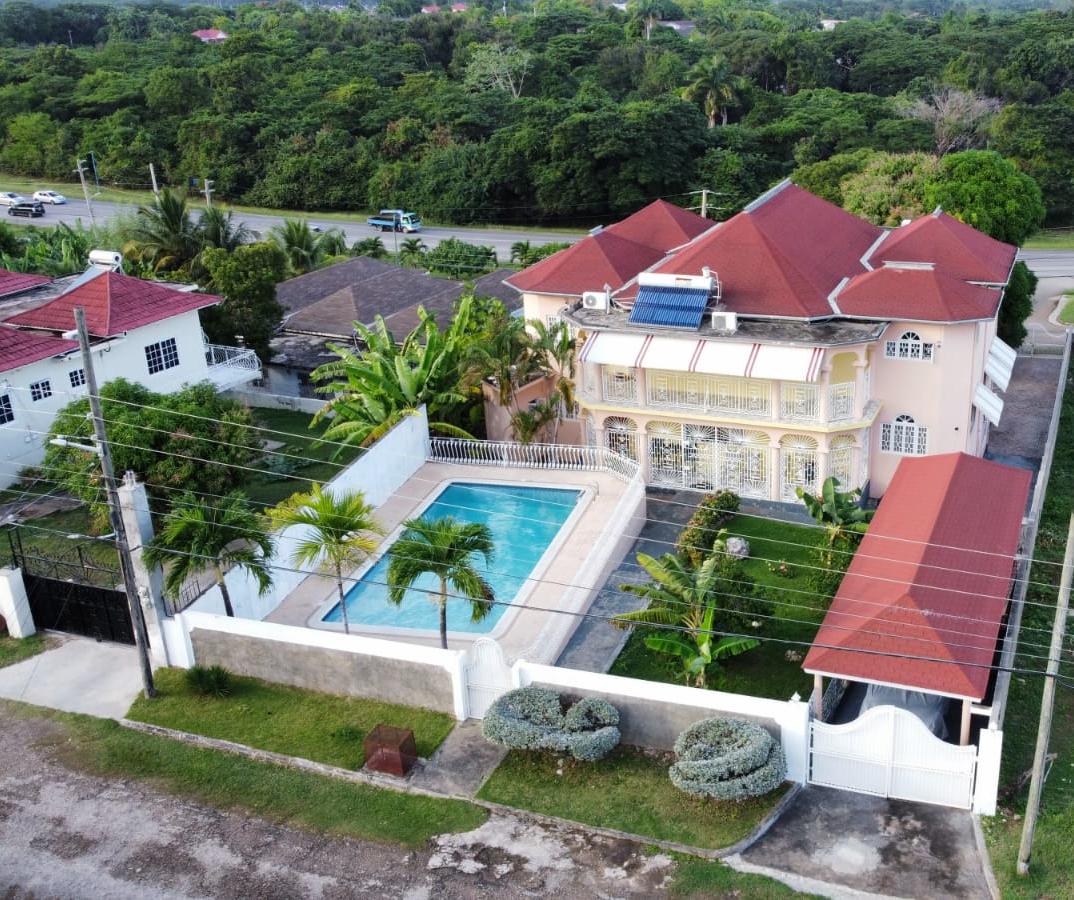 Luxurious 3 Storey 9 Bedroom House for sale in Cedar Street, Mammee Bay