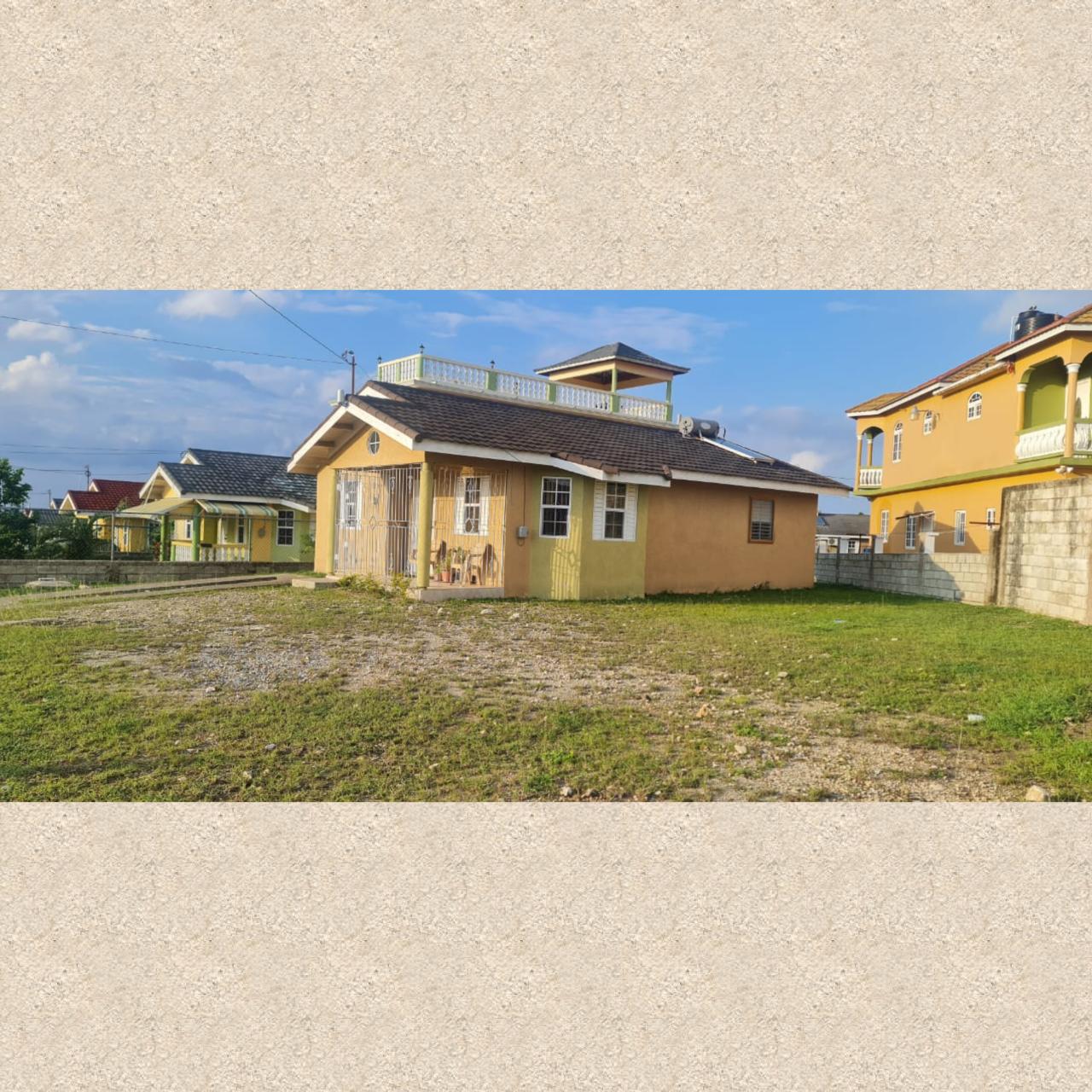 Gated Community 2 Bedroom For Sale in Stonebrook Vista, Falmouth