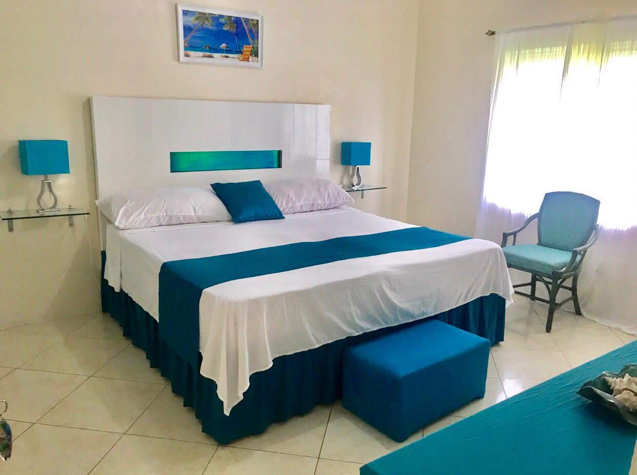 Massive 19 Bedroom 19 Bathroom Property For Sale in Paradise Acres