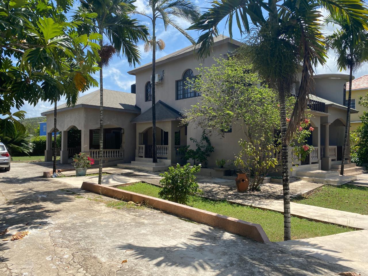 Elegant 5 Bedroom 5 Bathroom House For Sale in Duncans, Trelawny