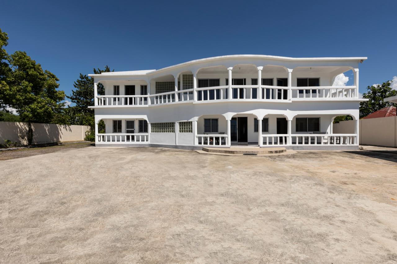 Waterfront 4 Bedroom 5 Bathroom Villa For Sale in Parottee, St