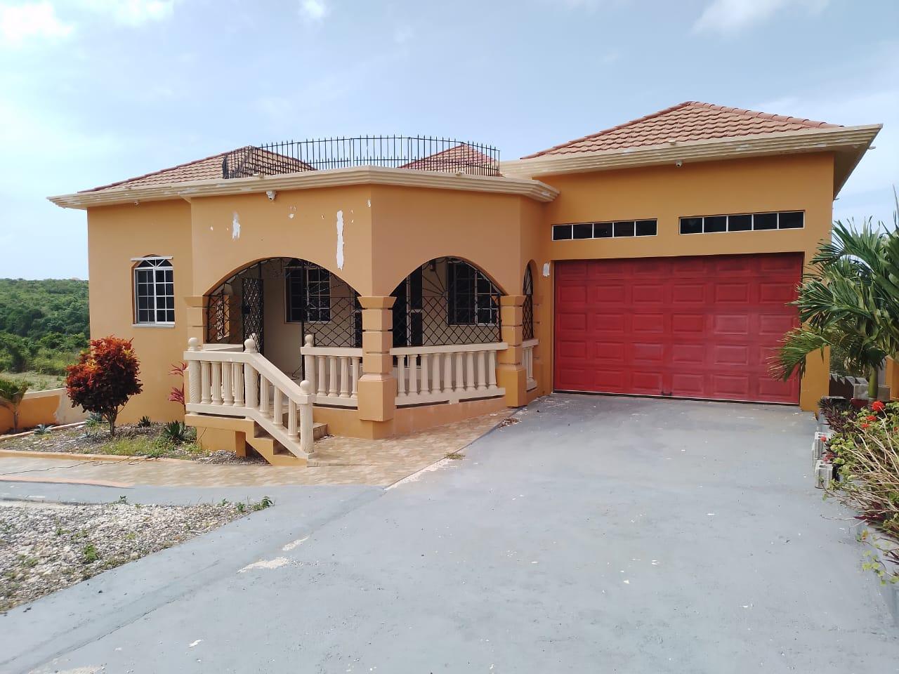 Beautiful 4 Bedroom 3 Bathroom House for sale on Mayfield Boulevard