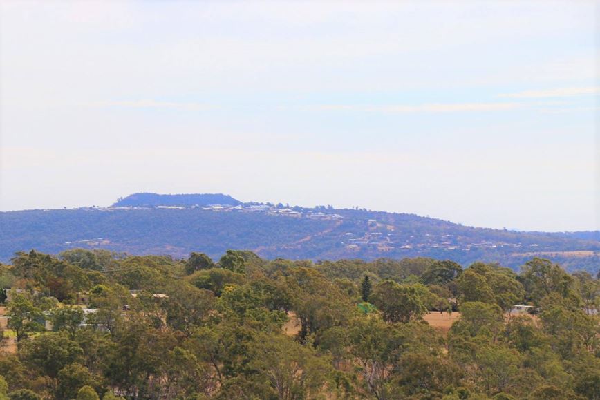Santana Park House and land in Cotswold Hills, Toowoomba