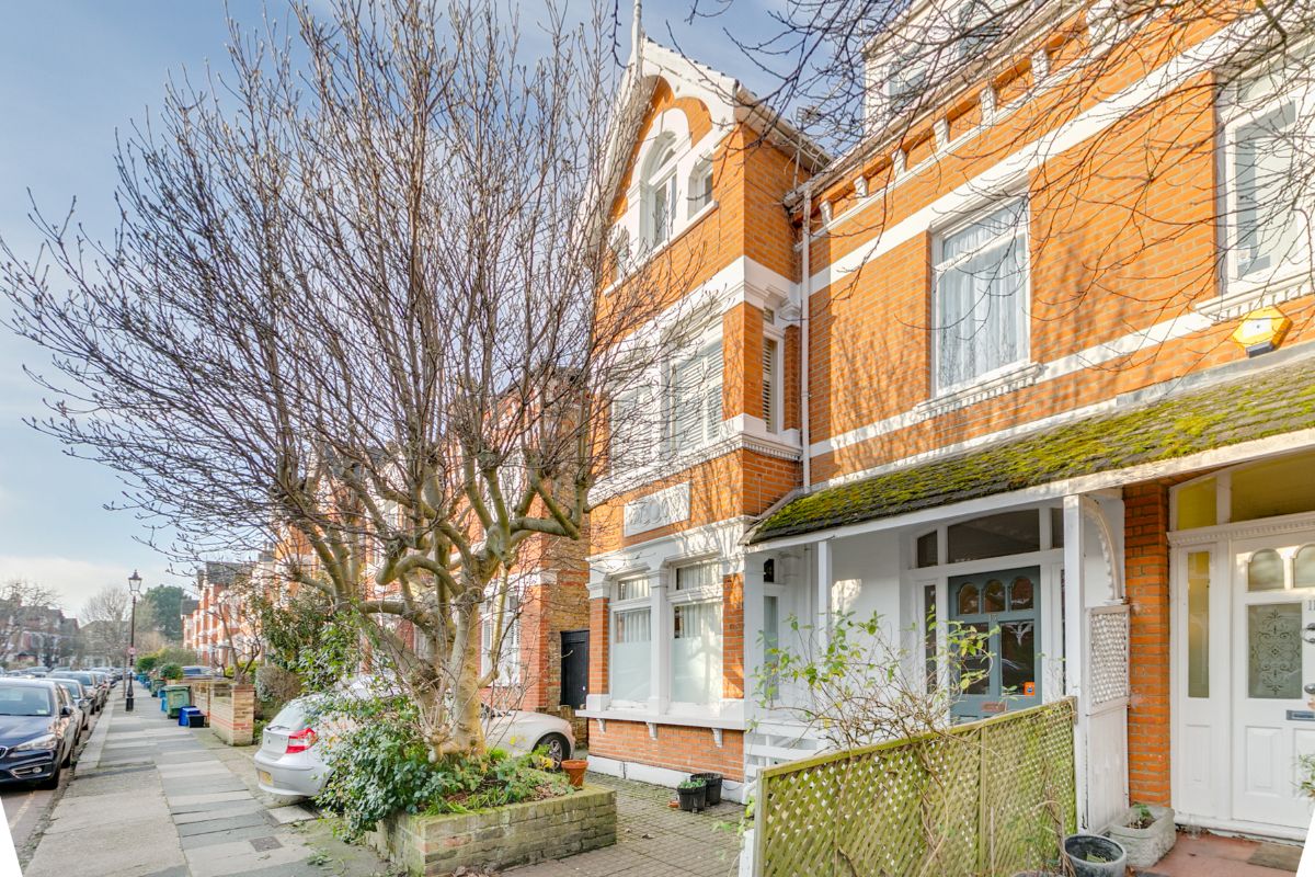 1000_RS0509 RS0509 St. Stephens Gardens, St. Margarets Property