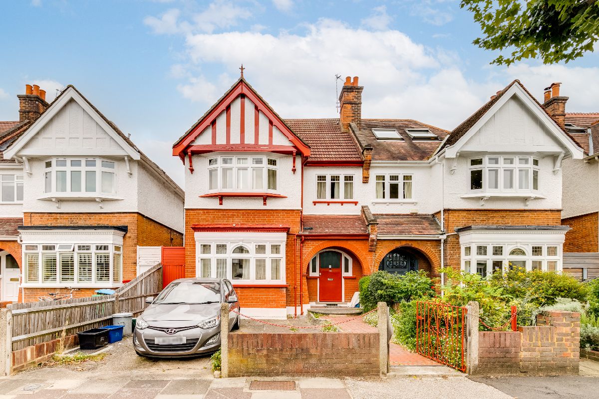 1000_RS0619 RS0619 Glebe Road, Barnes, SW13 Property Partnership