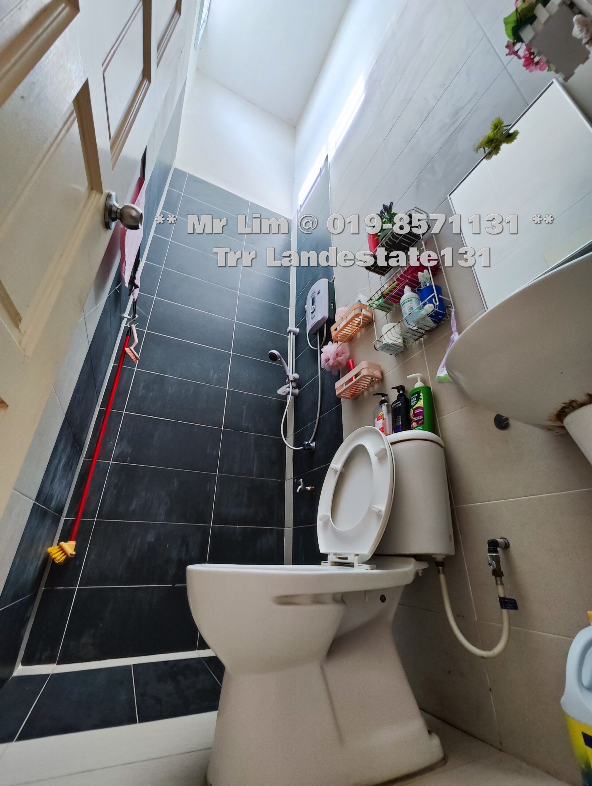 Double Storey at Lotak Villa, Jalan Stephen Yong Property Sarawak