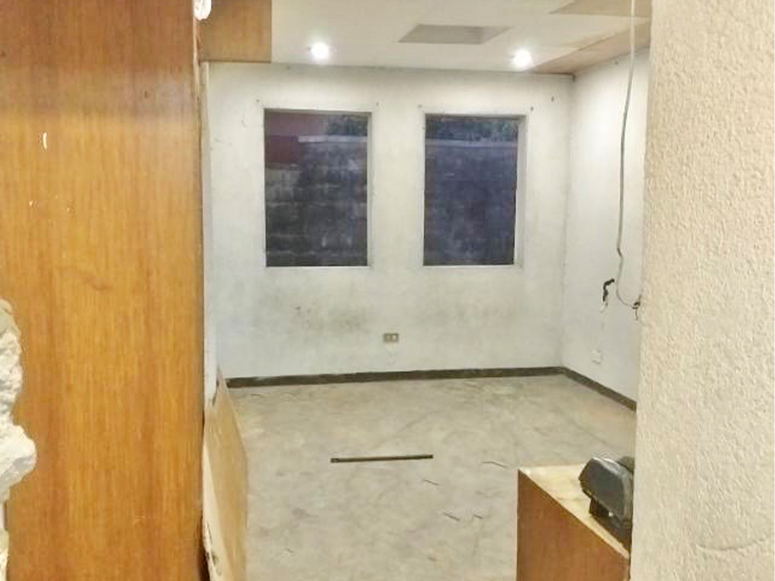 Office or Warehouse in Quezon City For Lease! Property Source PH