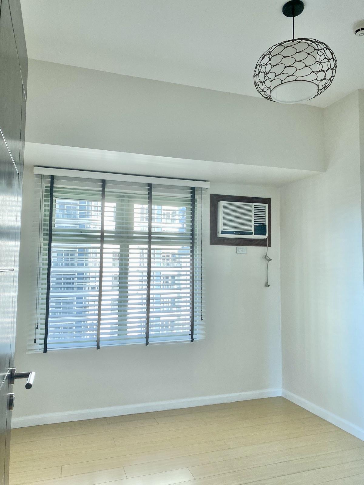 Robinson's Magnolia Condo for Sale! New Manila Property Source PH