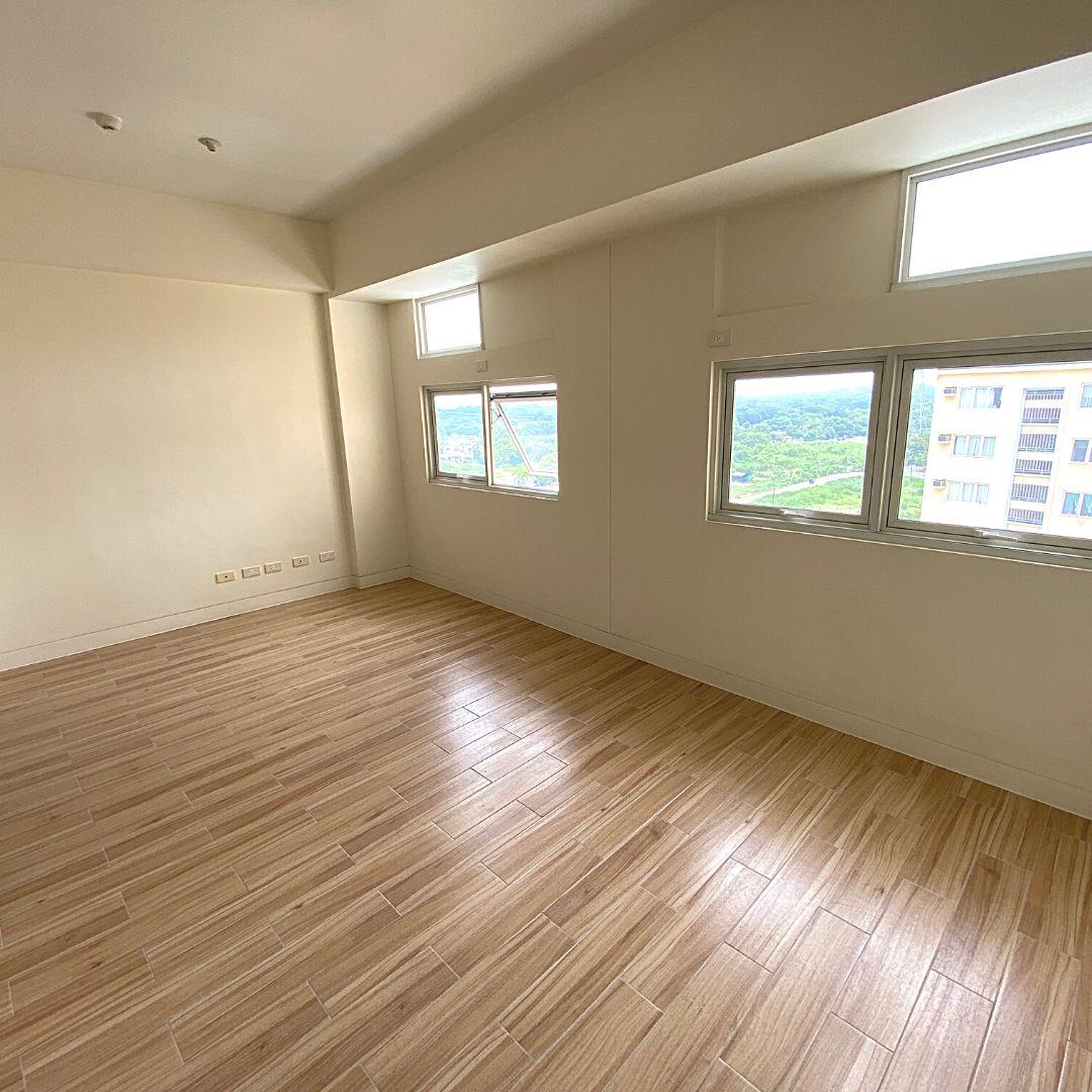 Holland Park Condo for Sale! Laguna Property Source PH