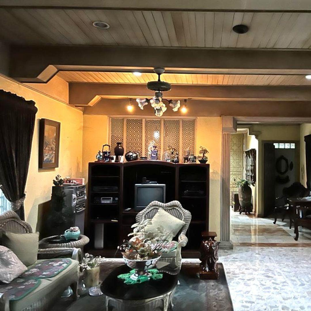 East Greenhills House for Sale! Mandaluyong City Property Source PH