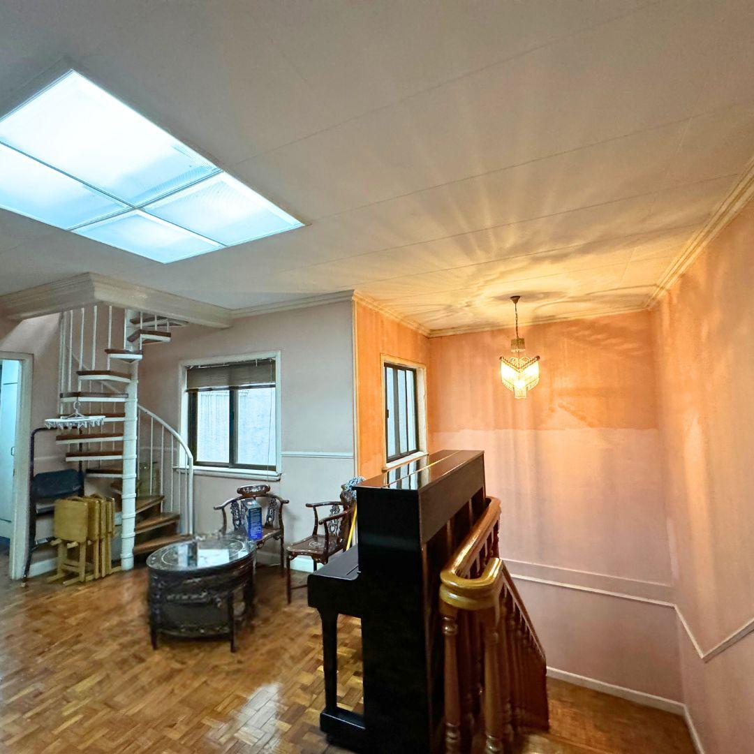 Rolling Hills, New Manila House and Lot for Sale! Quezon City