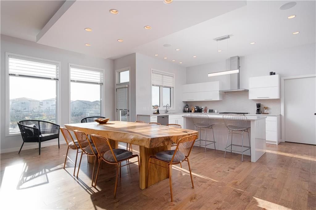 Spotlight 18 Canvasback Cove