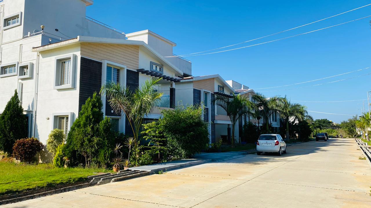 Golden Pearl villas on Sarjapur Attibele Road Propheadlines