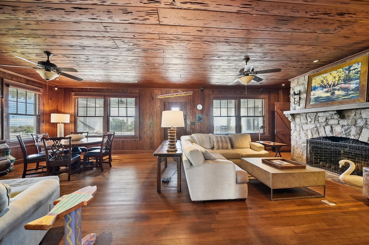 Alta Mira Pet Friendly Oceanfront Myrtle Beach Vacation House