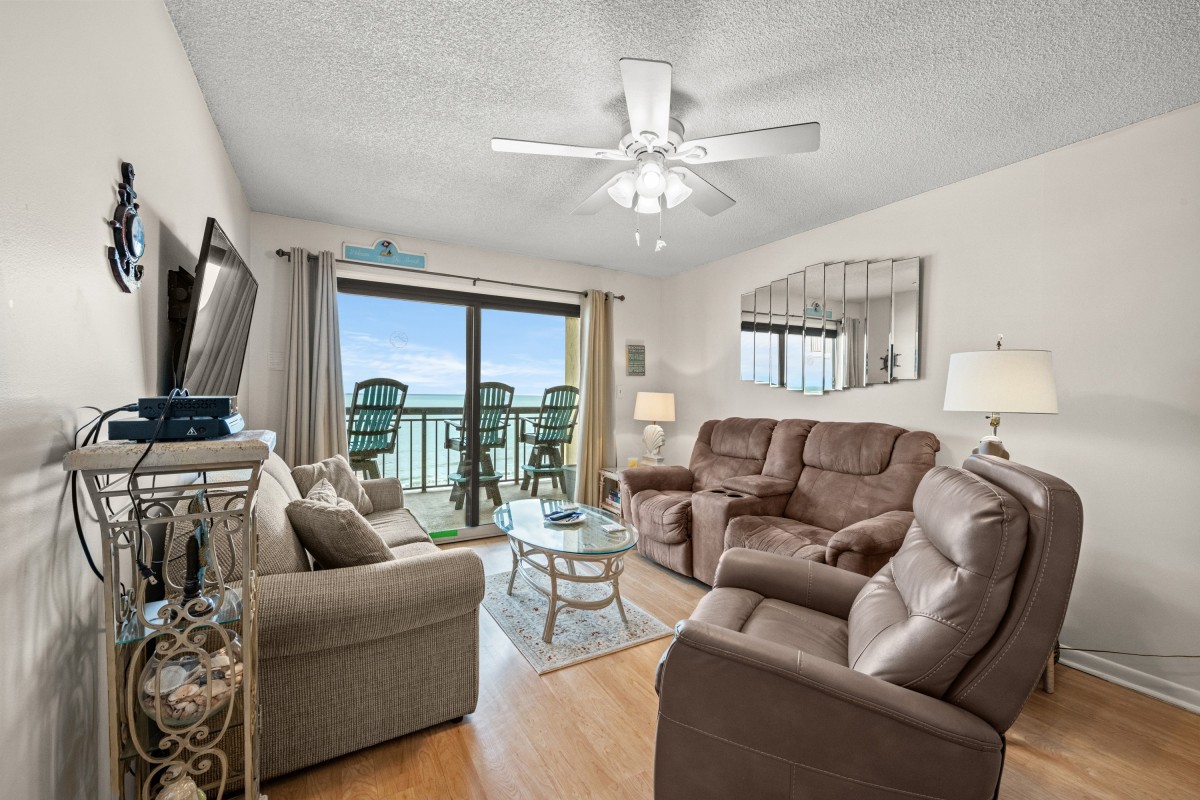 Buena Vista 804 Oceanfront Cherry Grove Vacation Condo Pool