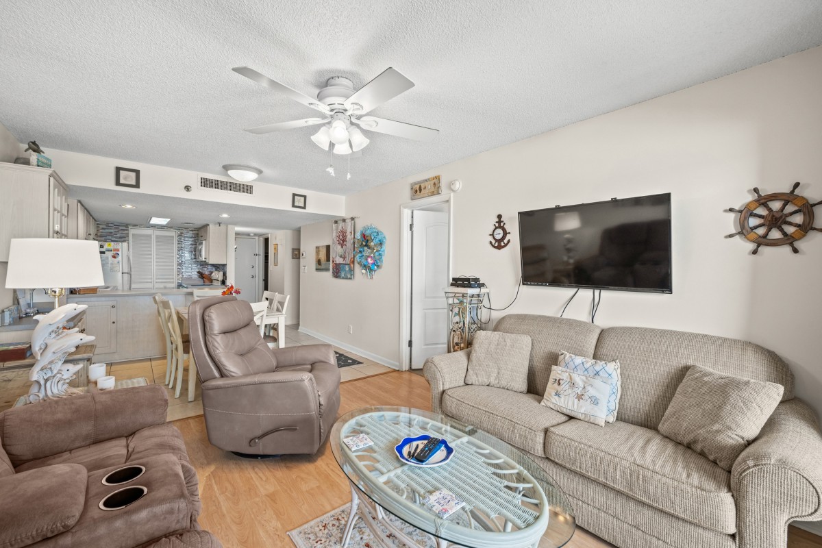 Buena Vista 804 Oceanfront Cherry Grove Vacation Condo Pool