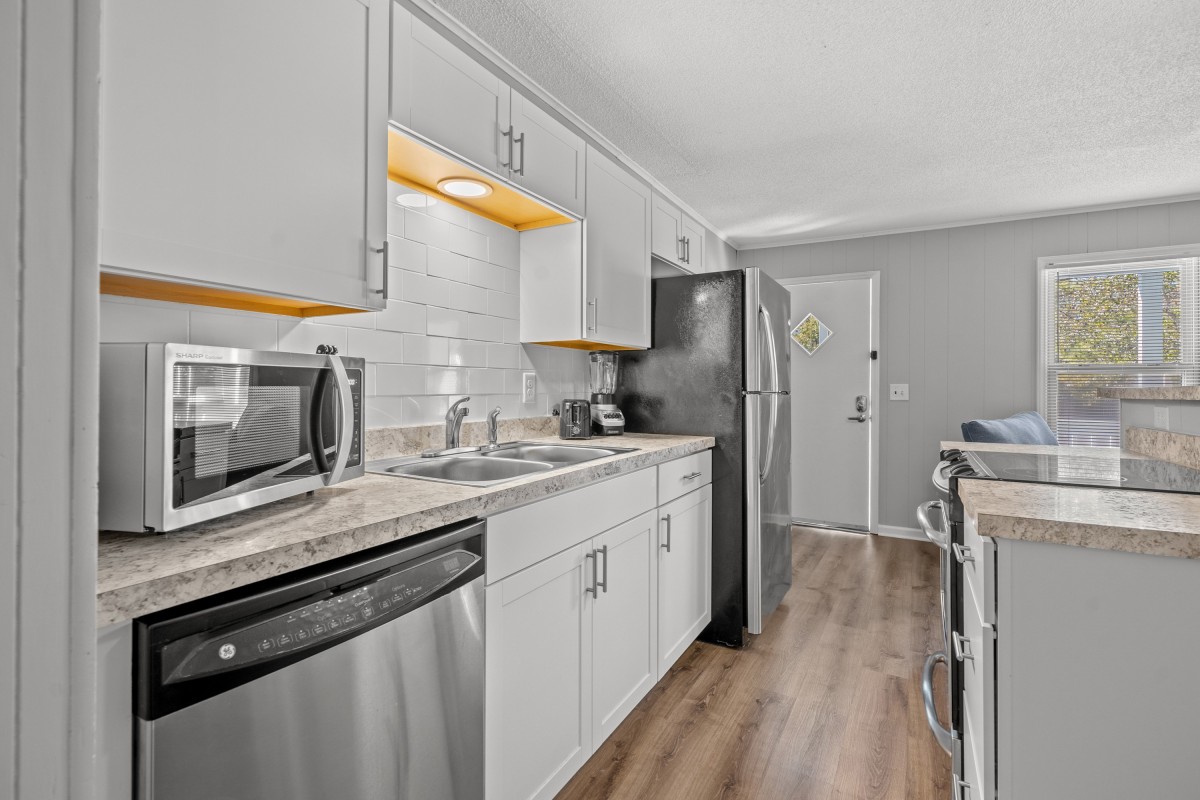 Havens Unit C Pet Friendly 3rd Row Crescent Beach Vacation Condo