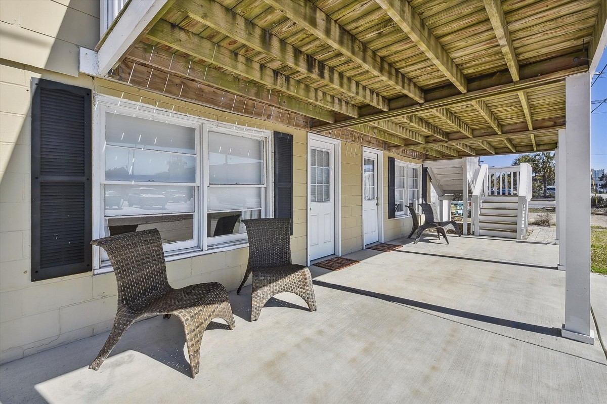 Nixon Cottage Cherry Grove 3rd Row Vacation House Pool Elliott