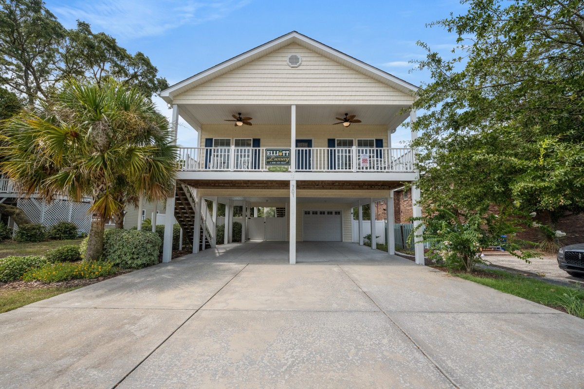 Seas The Day 3rd Row Crescent Beach Luxury Beach House Pool