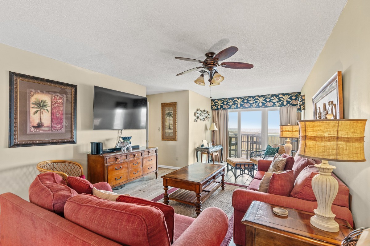 Shoreline Villas C1 Oceanfront Ocean Drive Vacation Condo Pool