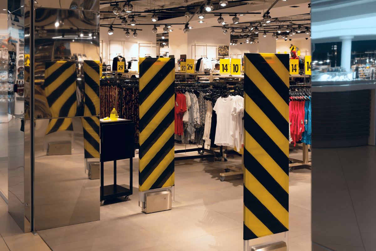 Visual Merchandising for High Street vs. HighEnd Retailers