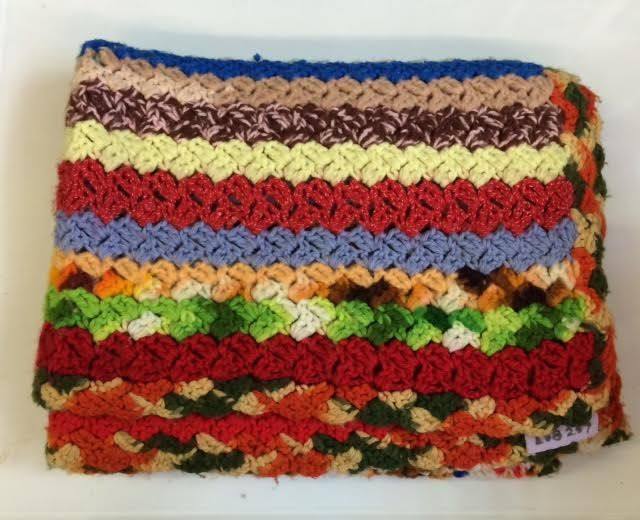 Throw Salmon, Woven DesignThrow Salmon • Psw