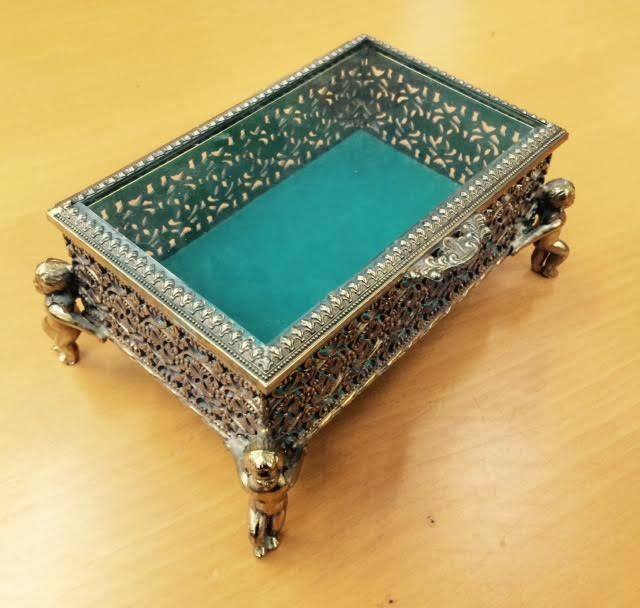 Jewelery Box Jewelry BoxGold Gilded • Psw