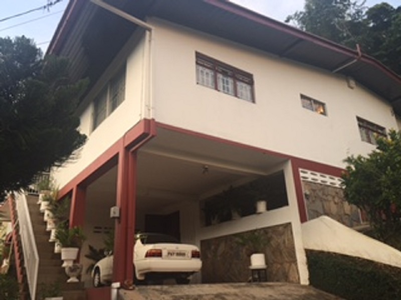 House for sale in Santa Cruz Trinidad