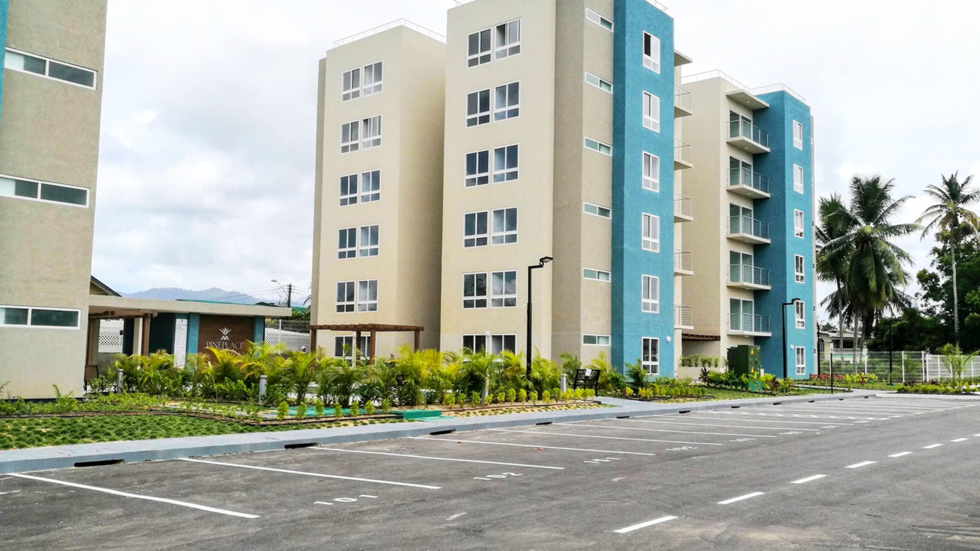 Apartment for Sale Pine Place, MAUSICA > Trinidad and