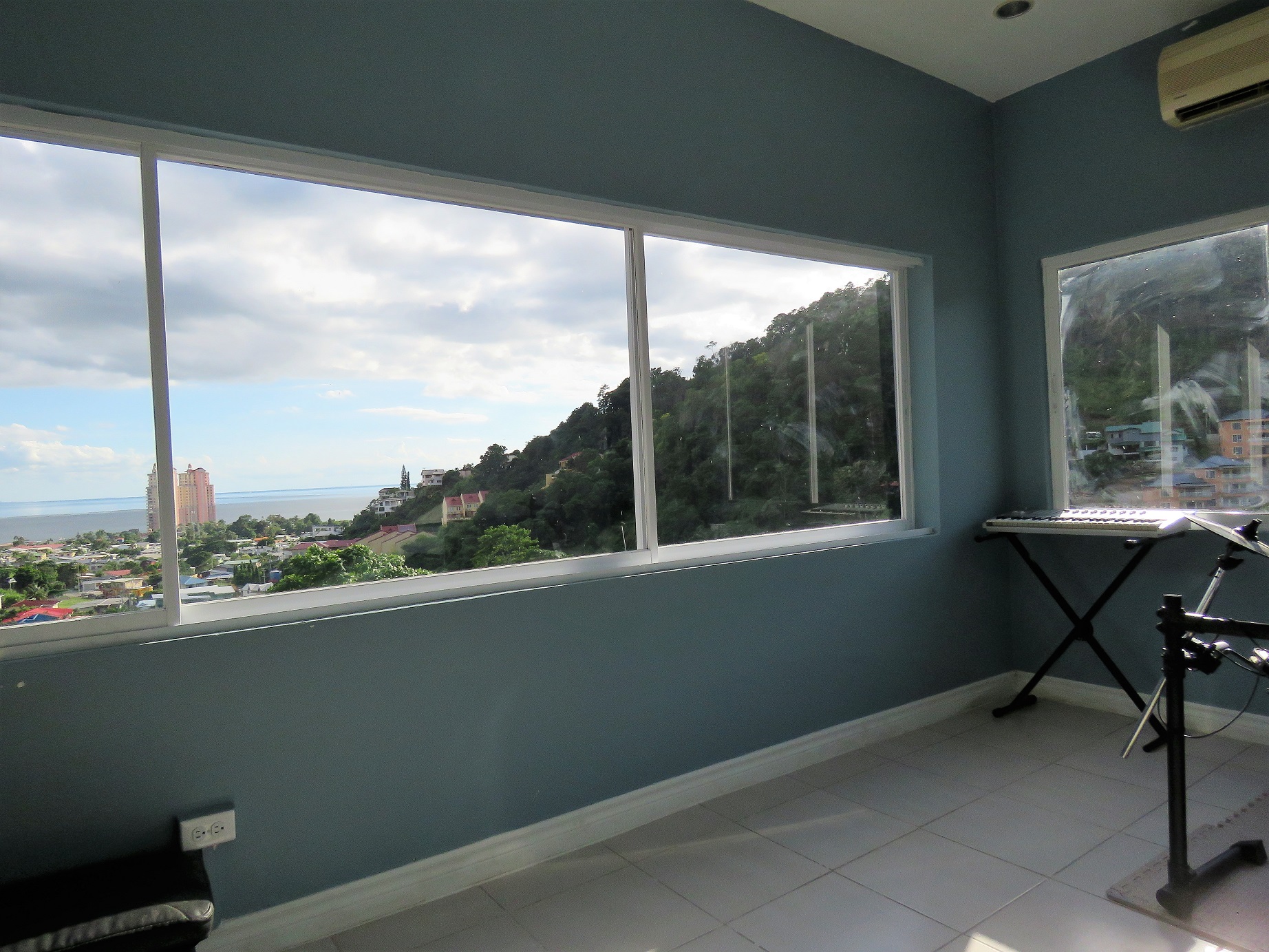Glencoe 3 Bedroom Apartment For Sale > Trinidad and