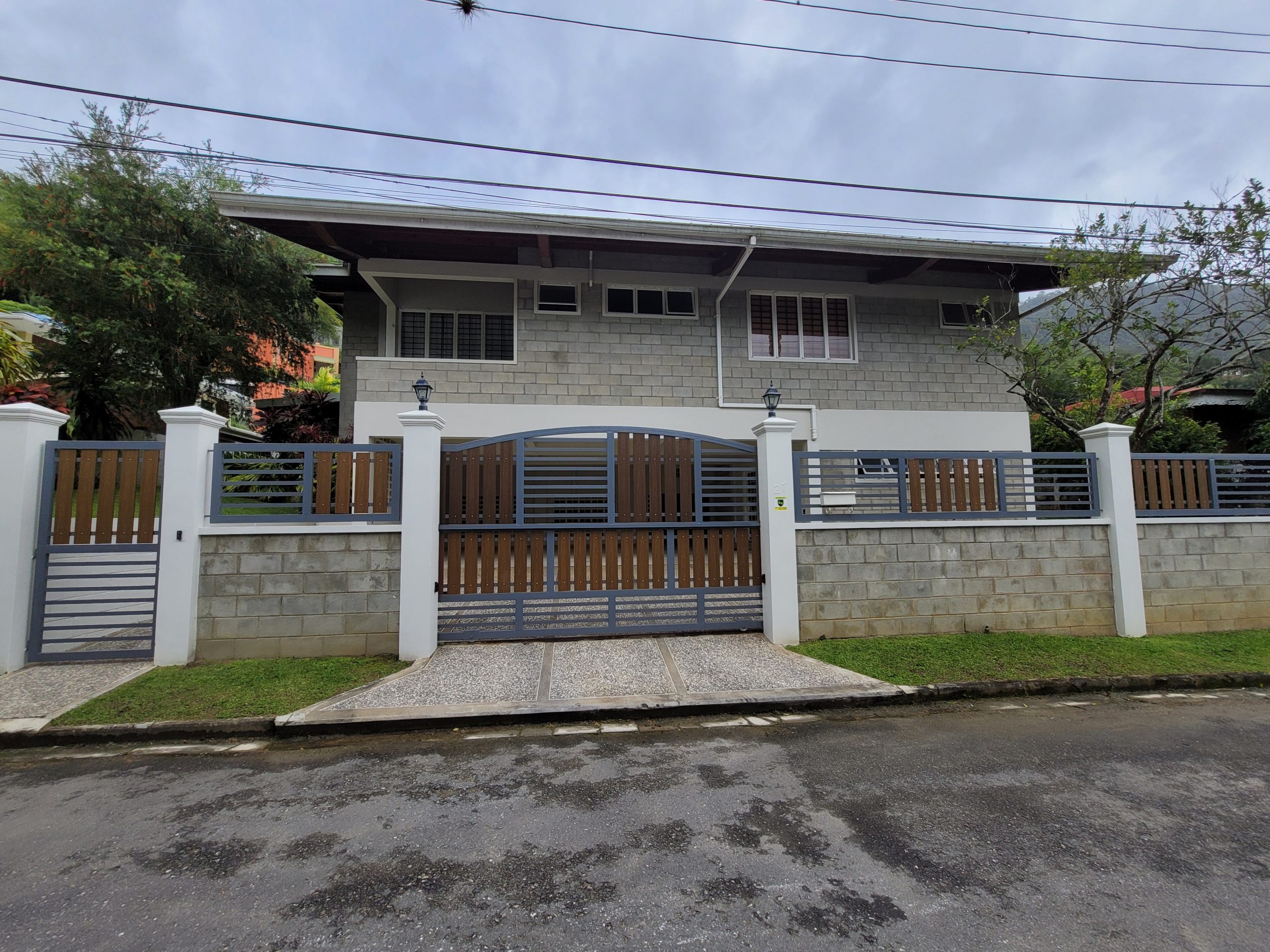 Maraval House For Sale > Trinidad and Tobago Real Estate