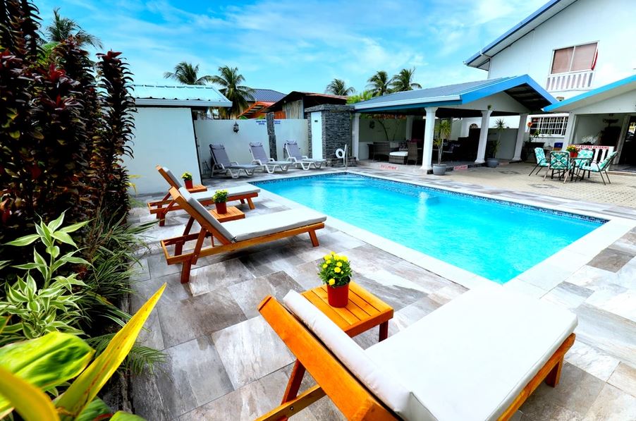 The Airport Inn, Factory Road, Piarco > Trinidad and