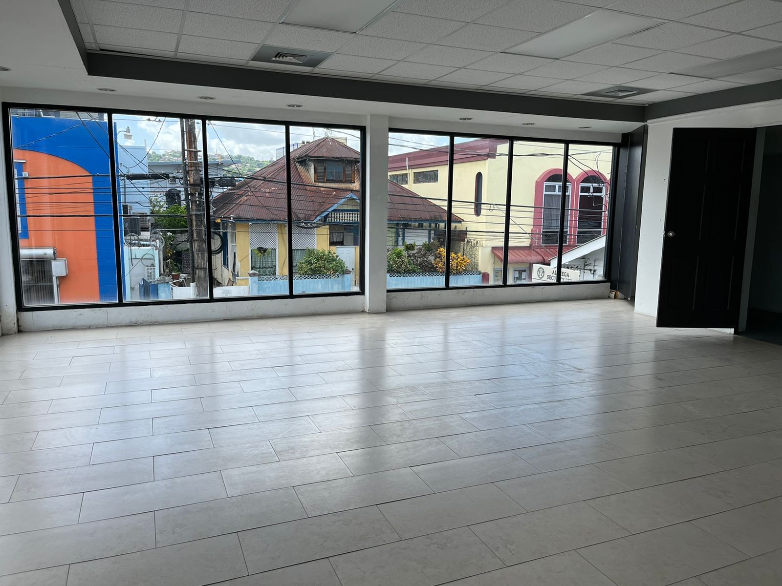 Office space on Dundonald Street, POS > Trinidad and