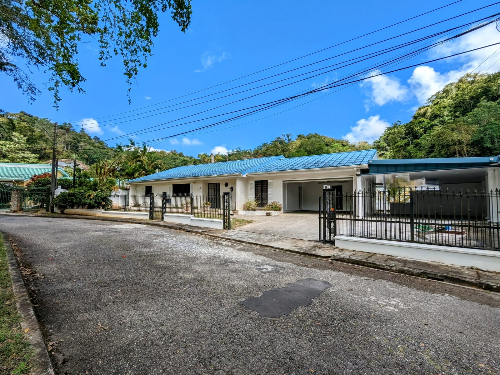 House for Sale Saddle Grove, Santa Cruz > Trinidad