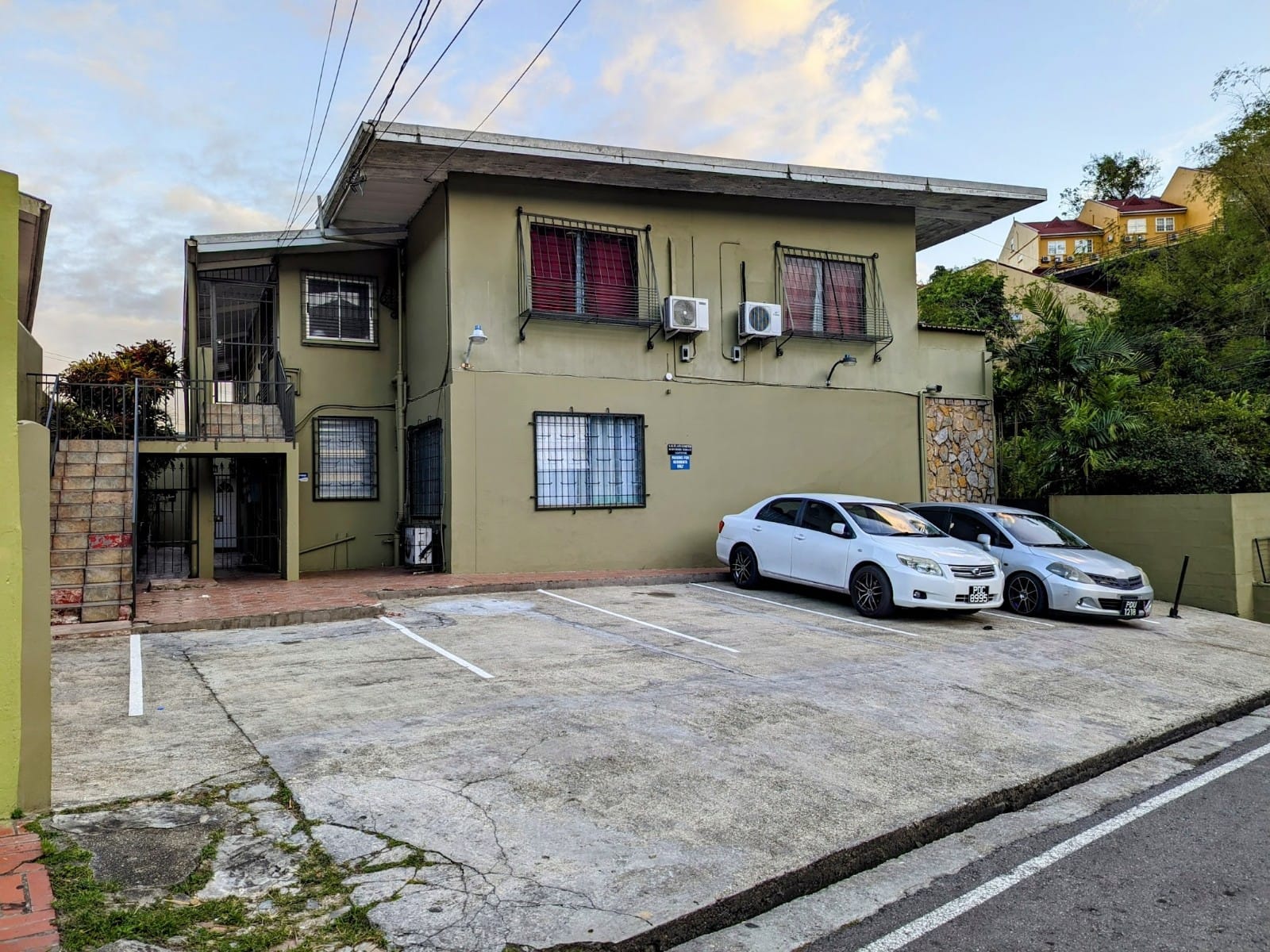 Riverside Terrace, Glencoe apartment Sale 1,65Mil or Rent 6,500