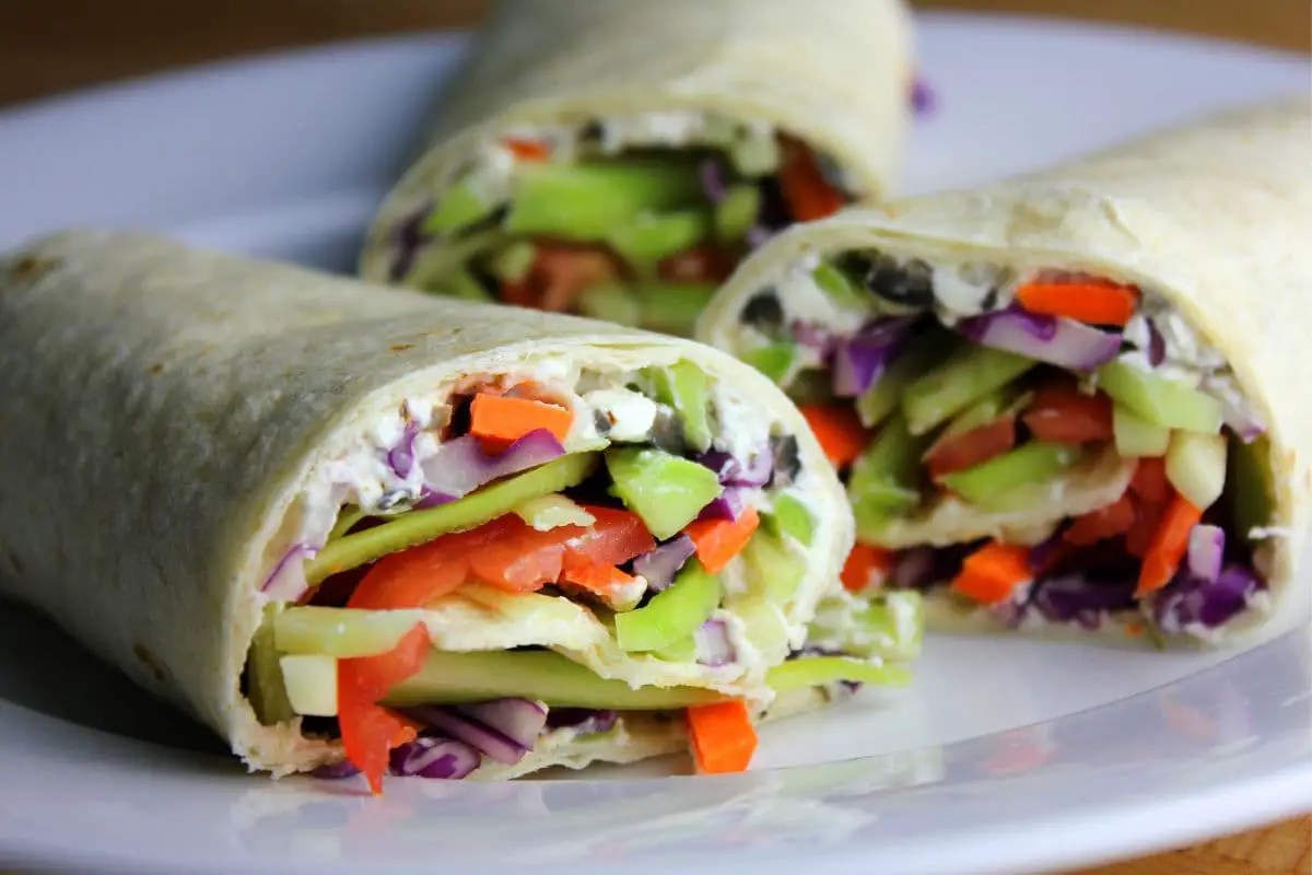 Eating out after your game the best postgame snacks Pro Rec Athlete