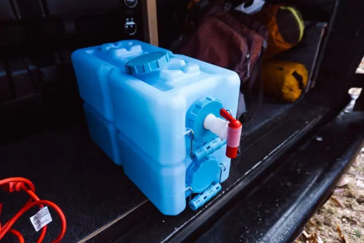 Top 12 Water Containers for Camping - Buying Guide 2023