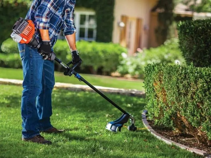 Top 10 Best Gas Weed Eater 2023 (To Make Lawn Maintenance Easier)