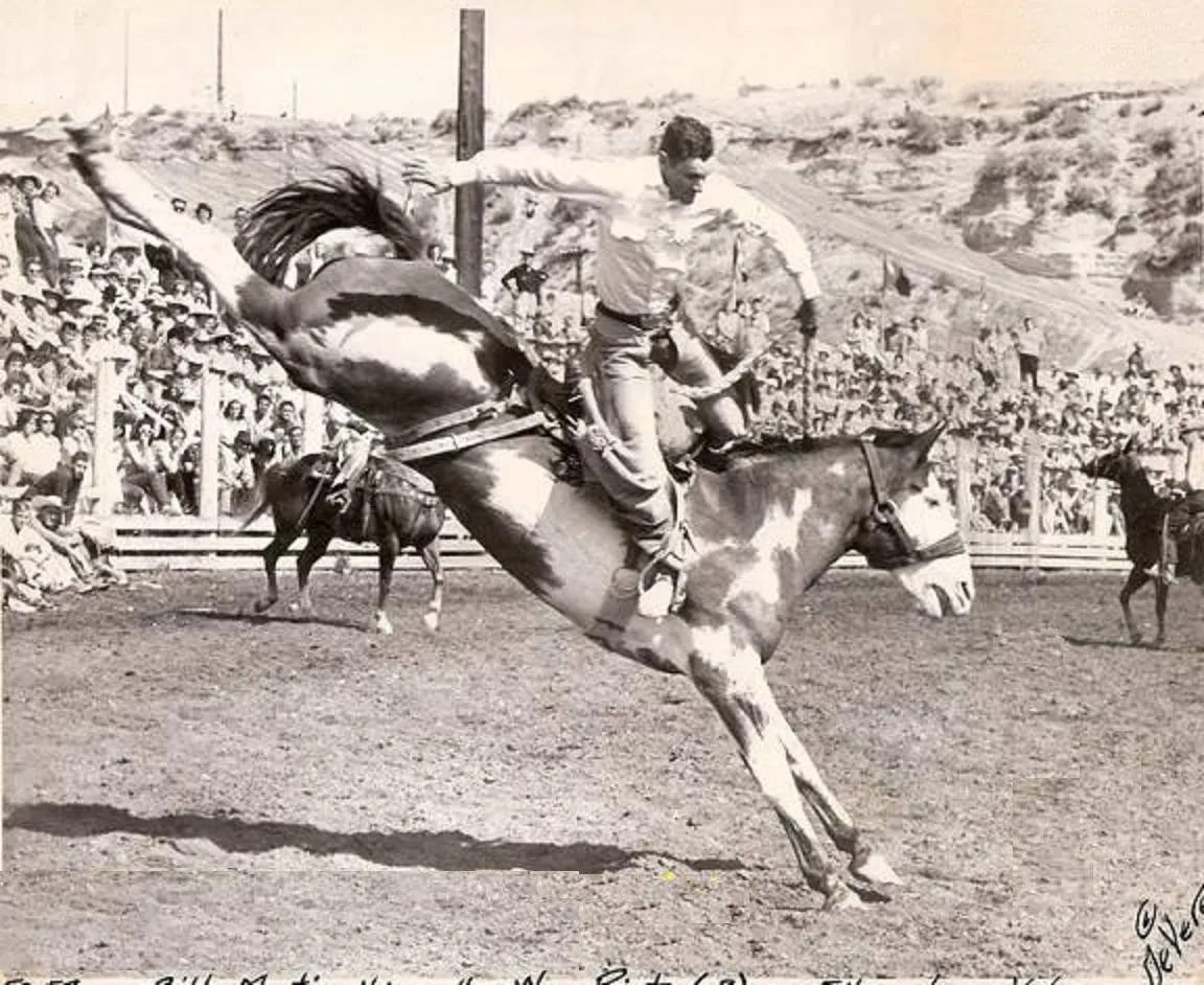 "WAR PAINT" (19451975)