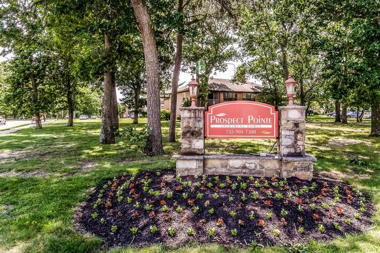 Gallery Prospect Pointe Apartments