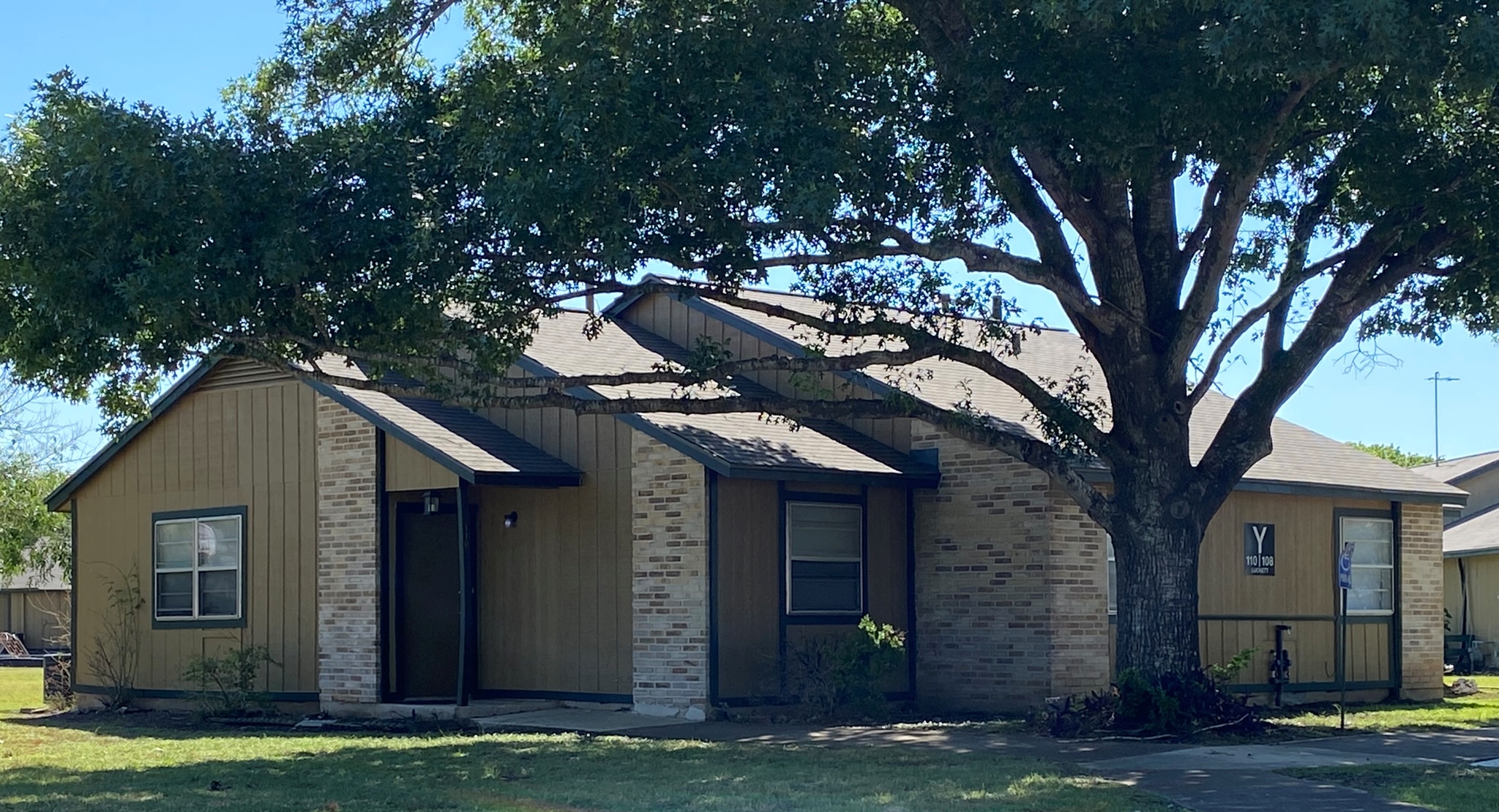 Village Circle Apartments Prospera Housing Community Services