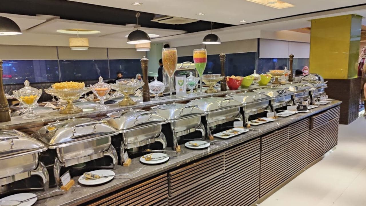 13 Best Buffet Restaurants in Dhanmondi, Dhaka (Update 2024)
