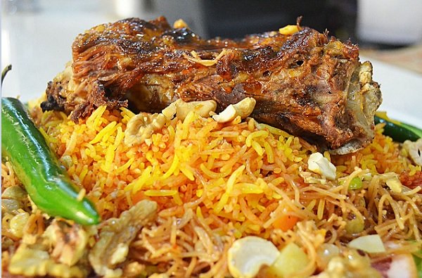 تفسير اكل المندي بالمنام