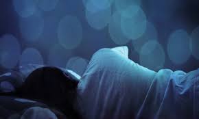 احتضان طفل